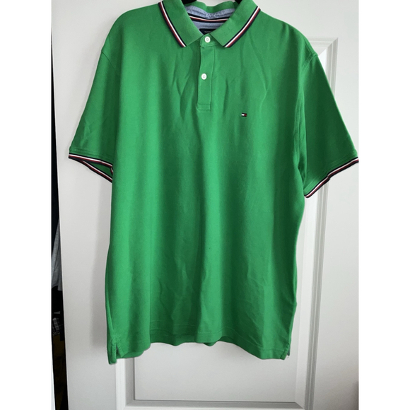Tommy Hilfiger Men's Wicking Performance Solid Short Sleeve Polo Shirt Green - Picture 3 of 9
